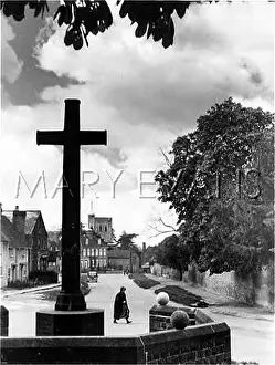 Scuttles: YALDING WAR MEMORIAL