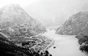 Yale: Yale and the Fraser River, Canada, early 1900s