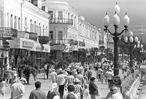 Embankment: Yalta in pictures, 1974