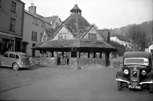 Interesting: The Yarnmaket, Dunster, Somerset