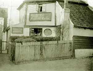 Olde: Ye Olde Fighting Cocks Inn