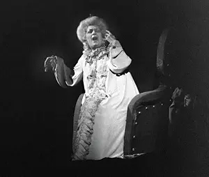 Zinin: Yelena Obraztsova performs in The Queen of Spades