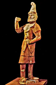 Pointed: Yellow Glazed Central Asiatic Groom