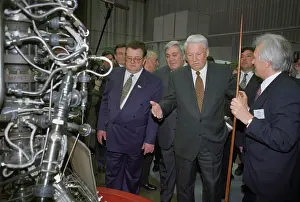 Resolute: Yeltsin visits Energomush