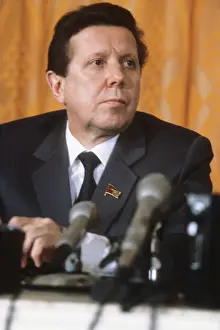 Chazov: Yevgeny Chazov, 1984