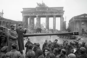Khaldey: Yevgeny Dolmatovsky, 1945