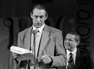 Satirist: Yevgeny Petrosyan's benefit performance, 1992