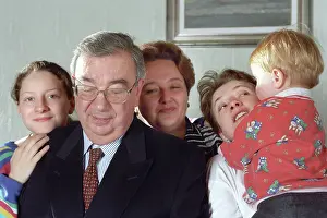 Masha: Yevgeny Primakov and his family, 1998