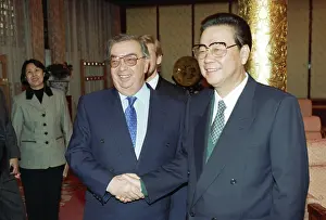 Primakov: Yevgeny Primakov visits China