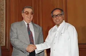 Indias: Yevgeny Primakov visits India