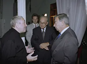 Primakov: Yevgeny Primakov visits USA