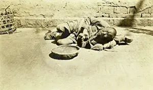 Begs: Yichang, China - Chinese Beggar