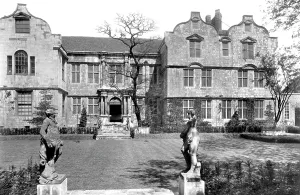 Treasurers: York, the Treasurer's House 1908