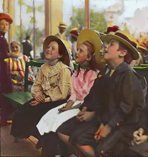 Volksprater: Young audience at the Wurstel theatre