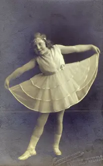 Curtsey: Young Ballerina - curtsey