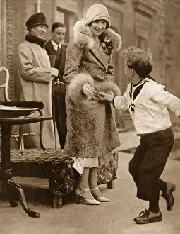 Young boy flees from the Duchess of York