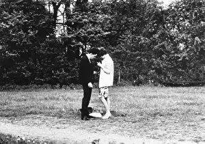 Slingback: Young couple in the park