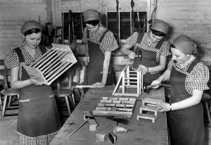 Housekeeping: Young girls in a domestic science school, 1938