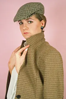 Twill: Young lady wearing Tweed