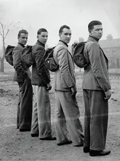 000km: Four young men (f.l.t.r.: Harold Clarke;