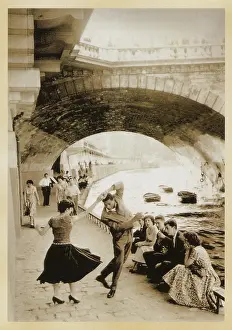 Quais: Young North Africans dancing on the Paris Quais