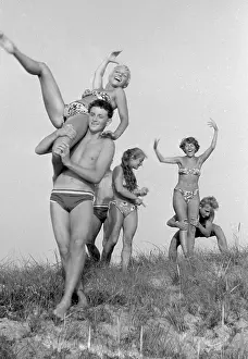 Hiddensee: Young people on the beach, 1957