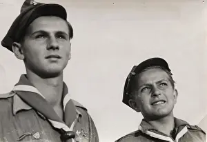Woggle: Two young Polish Scouts