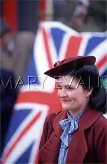 Stalwart: YOUNG WOMAN 1940S
