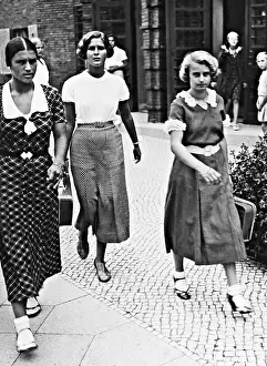 Dissatisfaction: Young Women, 1934