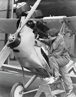 Lympne: The youngest female flight pilot of
