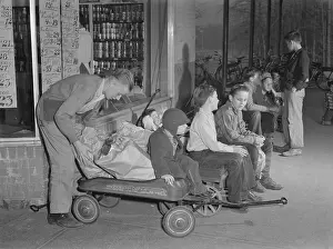 Greenbelt: Youngsters hiring out their express wagons to