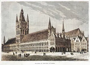 Bombardments: YPRES / CLOTH HALL