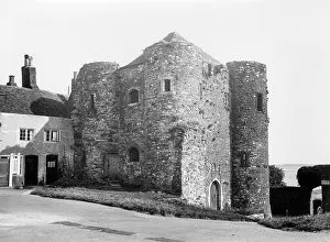 1249: YPRES TOWER. RYE