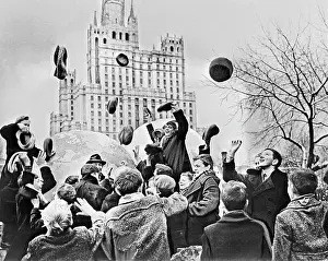 Planetarium: Yu.Gagarin's flight celebration in Moscow