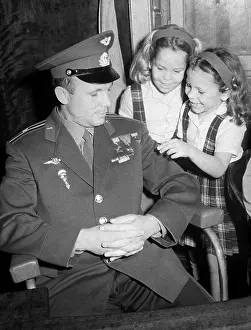 Gagarin: Yu.Gagarin's visit to Brazil