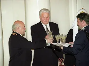 Inauguration: Yuri Luzhkov at inauguration, 1996