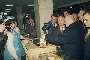 Comprises: Yuri Luzhkov, former Mayor of Moscow