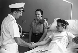 Shakes: Yury Gagarin visits Cuba