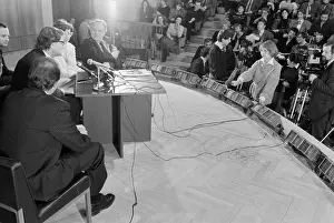 Yves: Yves Saint Laurent visits USSR