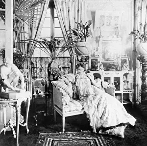 Décor: Yvette Guilbert, around 1900