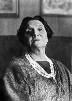 Yvette: Yvette Guilbert