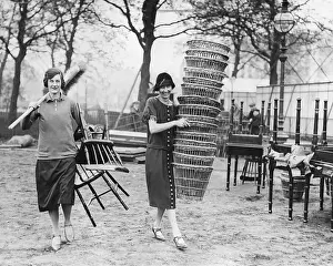 Helpers: YWCA helpers during the General Strike in London, 1926
