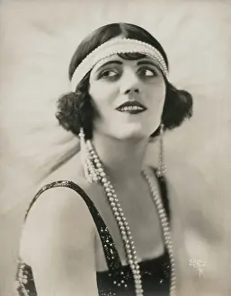 Zalla: Zalla Zarana - actress