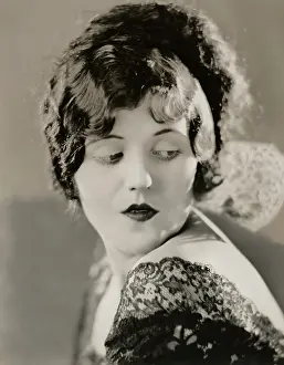 Zalla: Zalla Zarana - actress
