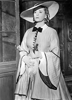 Leander: Zarah Leander in The Way to Freedom, 1941