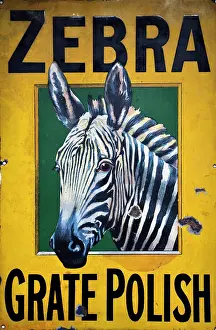 Grate: Zebra grate polish
