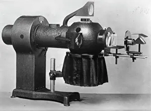 Zeiss: The Zeiss Epidiaskop (projector)