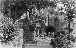 Folkestone: The Zig-Zag Pathway