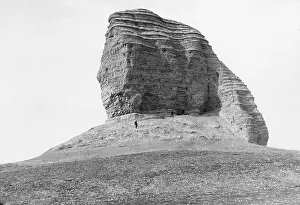 Approximately: Ziggurat Aqar Quf, 1932
