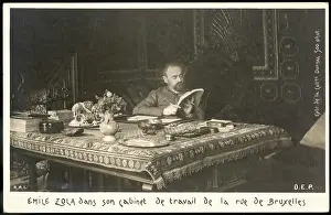 Zola: ZOLA/DORNAC PHOTO